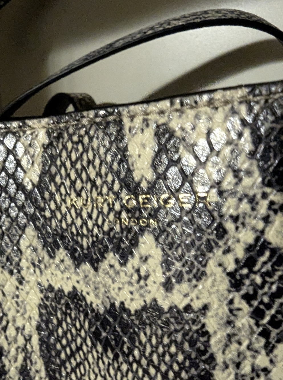 Kurt Geiger Snake-Print Chelsea Shopper Tote - Neutral Black & Cream - Picture 5 of 10
